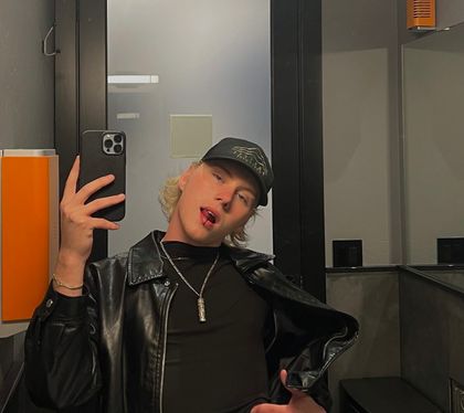 logun OnlyFans picture
