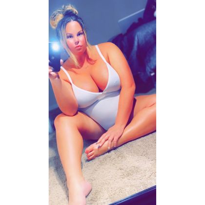 karalynnxxx OnlyFans picture
