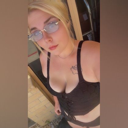 urfavoritebunny26 OnlyFans picture