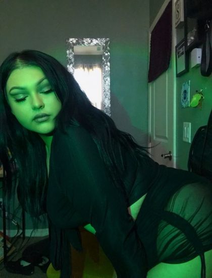 anythingforsabrinas OnlyFans picture