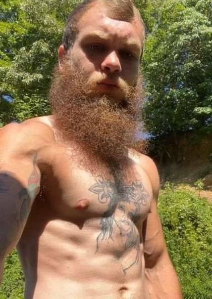 u253942331 OnlyFans picture