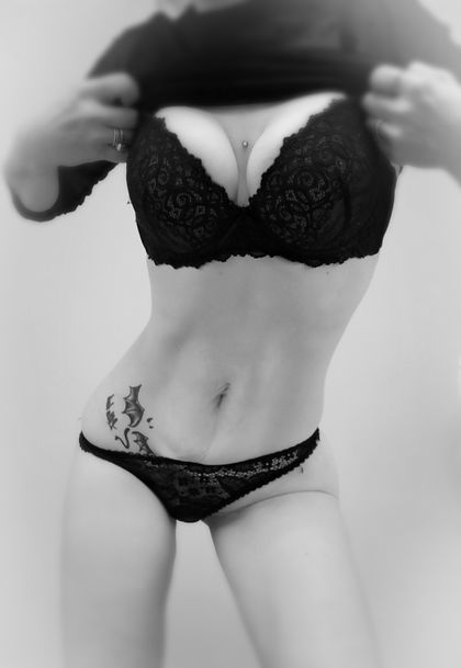 uma886 OnlyFans picture