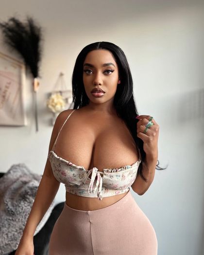 mswandaxo OnlyFans picture