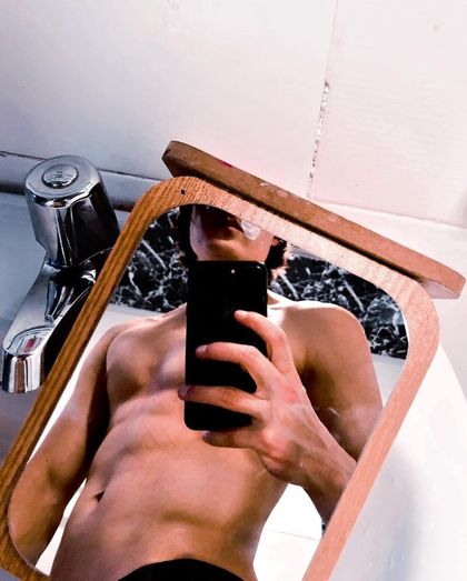 u272348296 OnlyFans picture