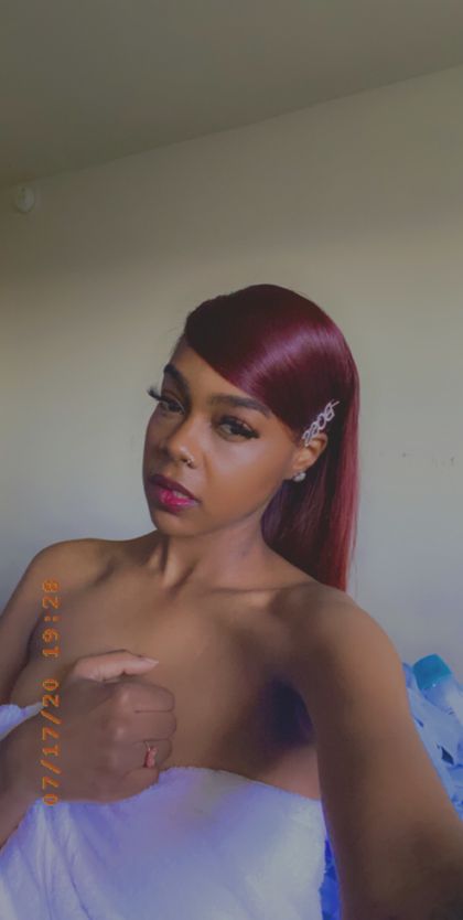 blackbarbee12 OnlyFans picture