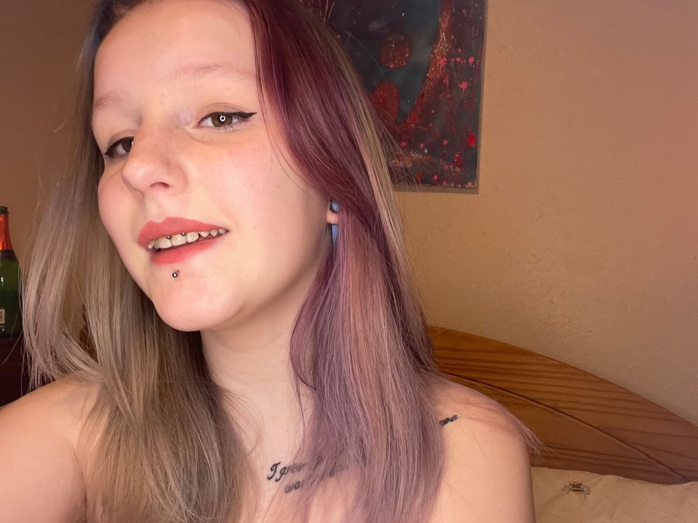 bruisesandbutterflies OnlyFans profile picture