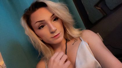 onetinybubble OnlyFans picture
