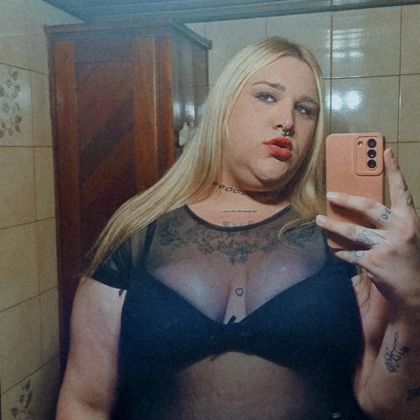 luluhblanco OnlyFans picture