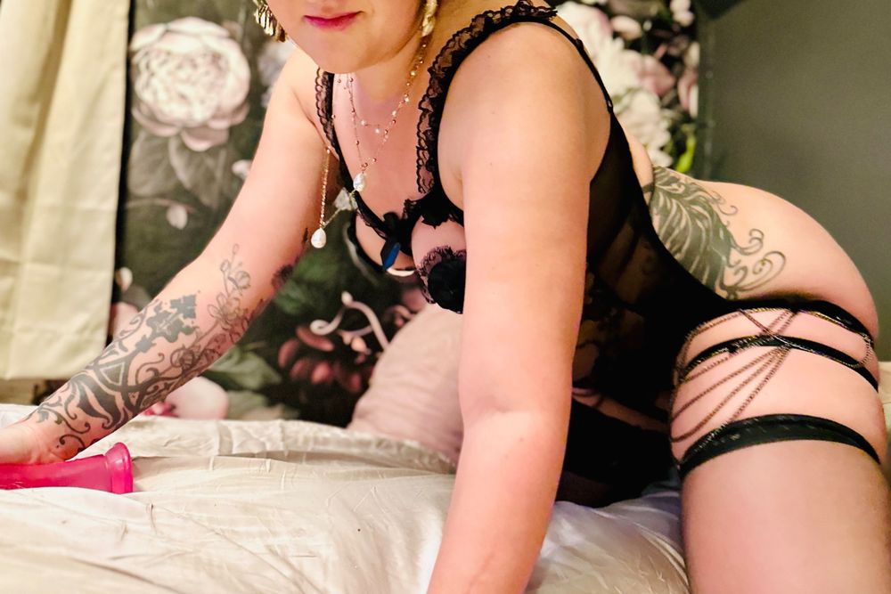 charlotteshhadow OnlyFans profile picture