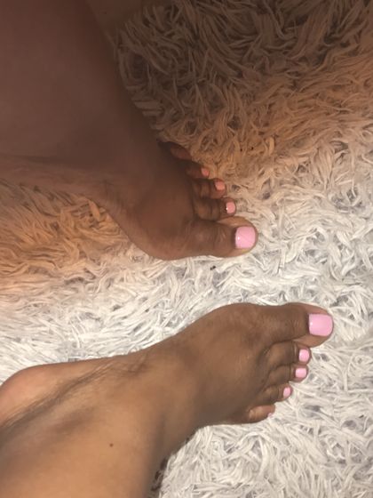 brwnskntoes OnlyFans picture