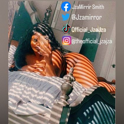 u_play_with_dolls OnlyFans picture