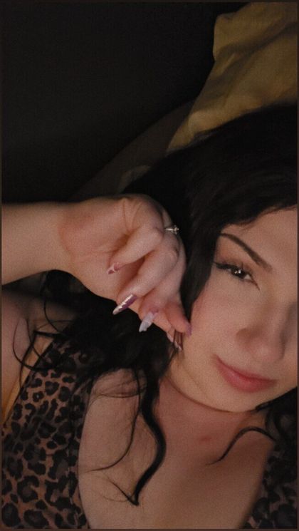 elariairowen OnlyFans picture