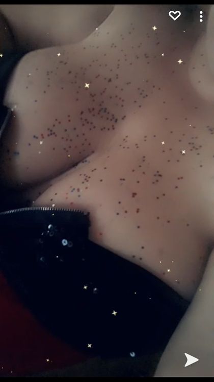 notyourtypicalhousewife OnlyFans picture
