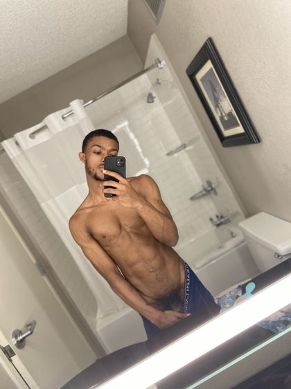 exclusive63 OnlyFans picture