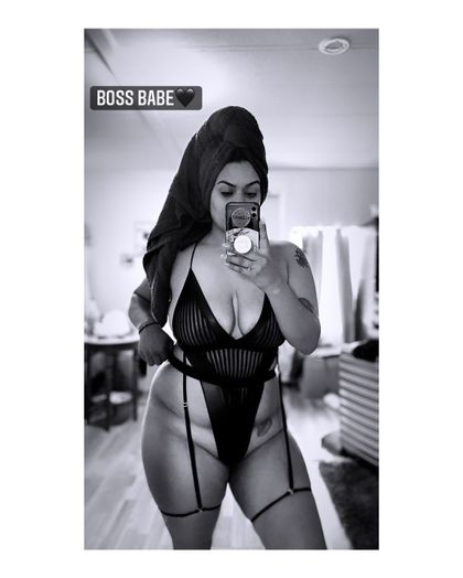 divinesecretslingerie OnlyFans picture