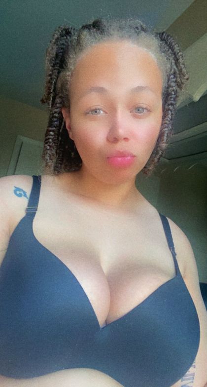 cream2muchkiki OnlyFans picture