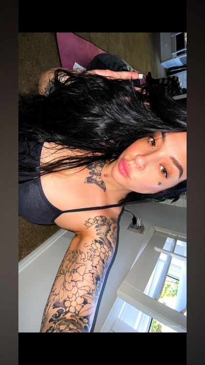 officialstephelise OnlyFans picture