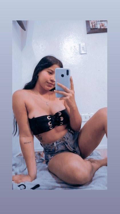 lizmarquez12 OnlyFans picture