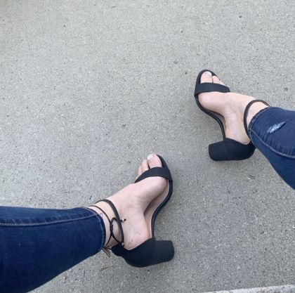 feet4ubabes OnlyFans picture