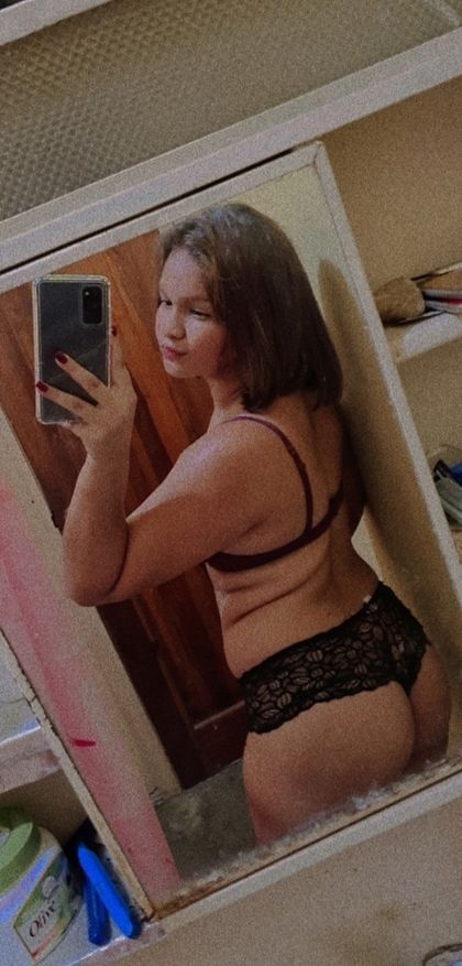 alejandrarivers OnlyFans picture
