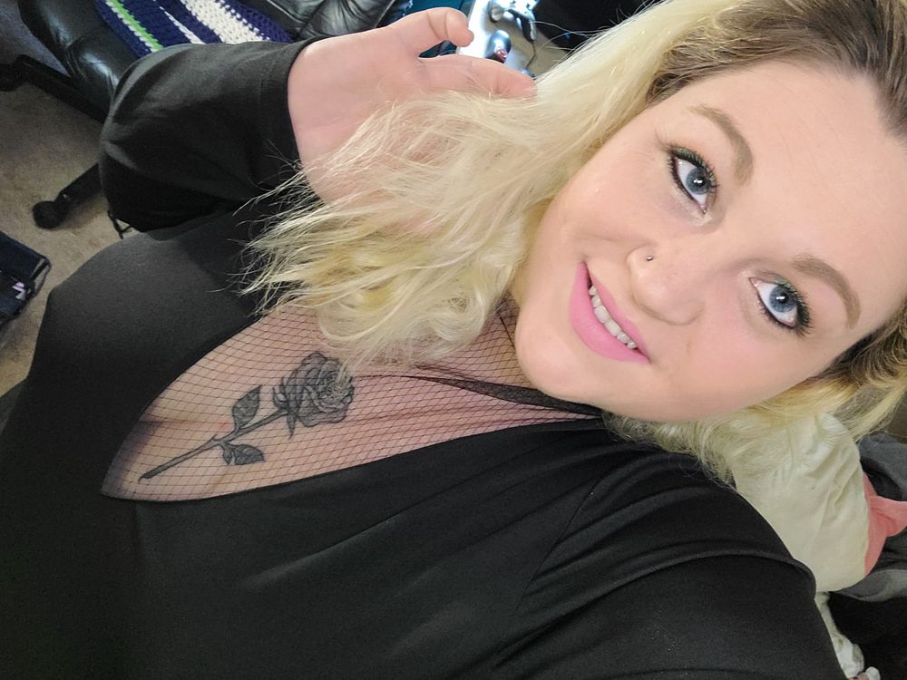 naughtywifey88 OnlyFans profile picture