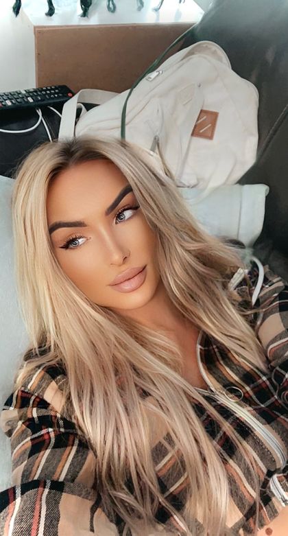 nikkilovv OnlyFans picture