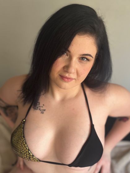 connieandblydeof OnlyFans picture