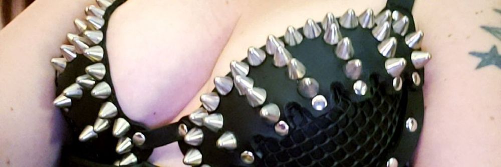 violetrathburn OnlyFans profile picture
