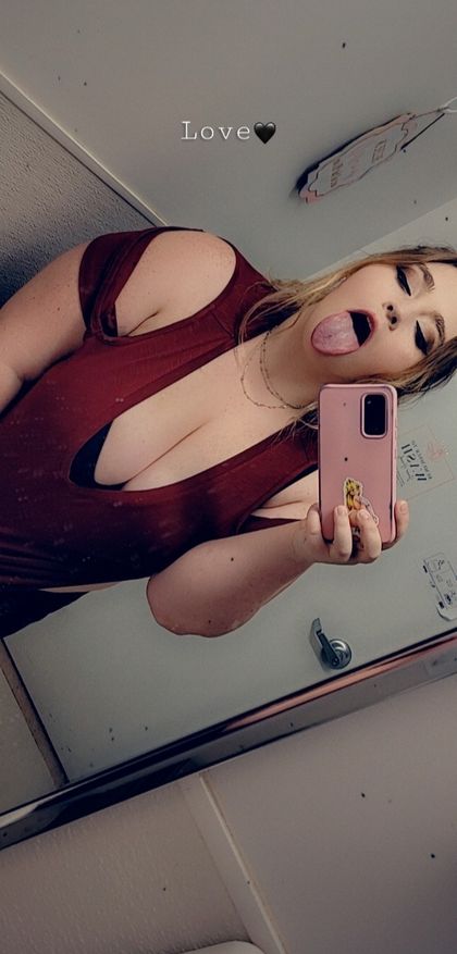 captorine OnlyFans picture