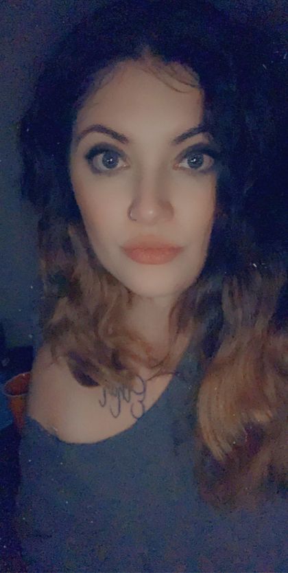 prettypenguin287 OnlyFans picture