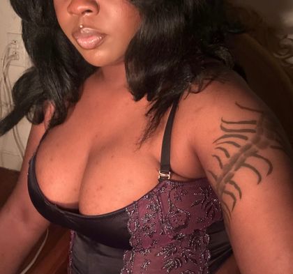 crimsoncocoxx OnlyFans picture