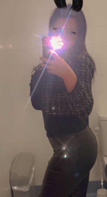 ellie5644444 OnlyFans picture