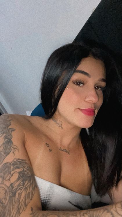 v2711 OnlyFans picture