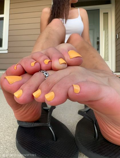 alicerosequeenoftoes OnlyFans picture