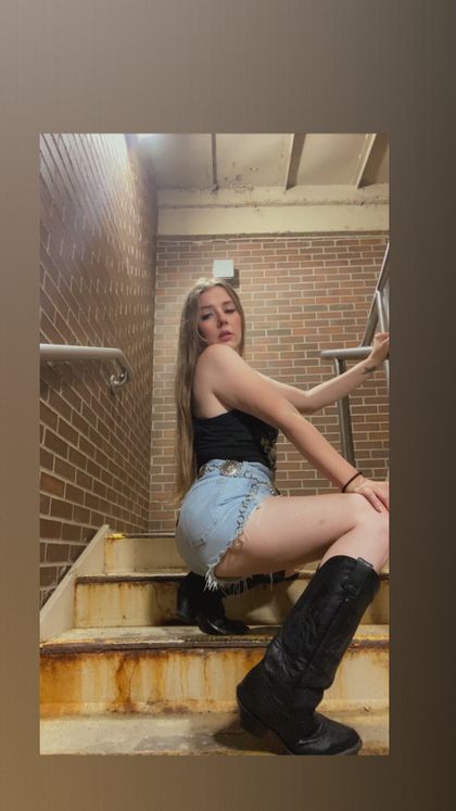 sassyshells92 OnlyFans picture