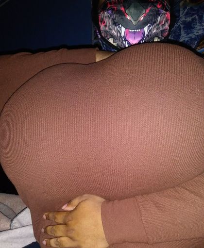bustystyzin OnlyFans picture
