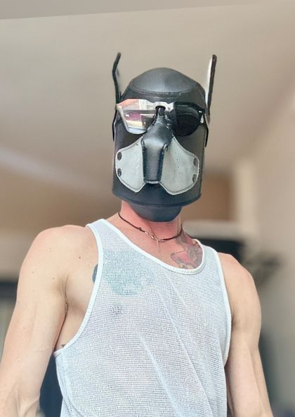 iwoof OnlyFans picture