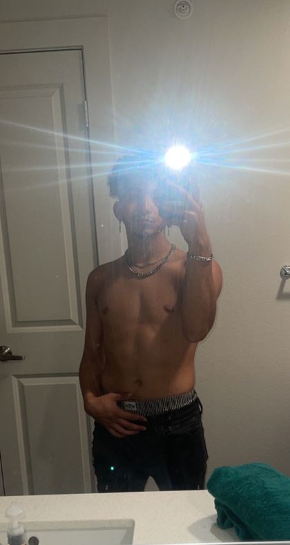 sneaky.kinks OnlyFans picture