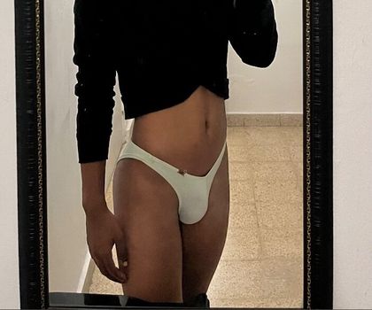 kaicharizar25 OnlyFans picture