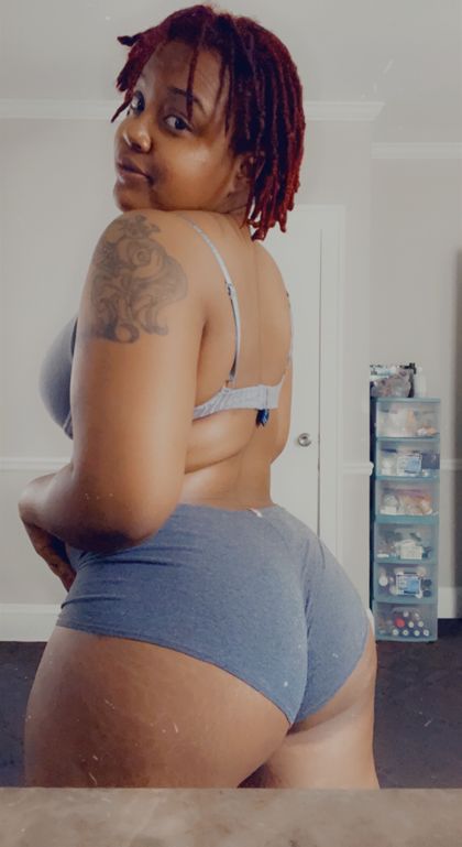 badgalyoshi OnlyFans picture