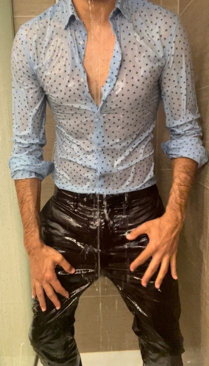 derekwetclothes OnlyFans picture