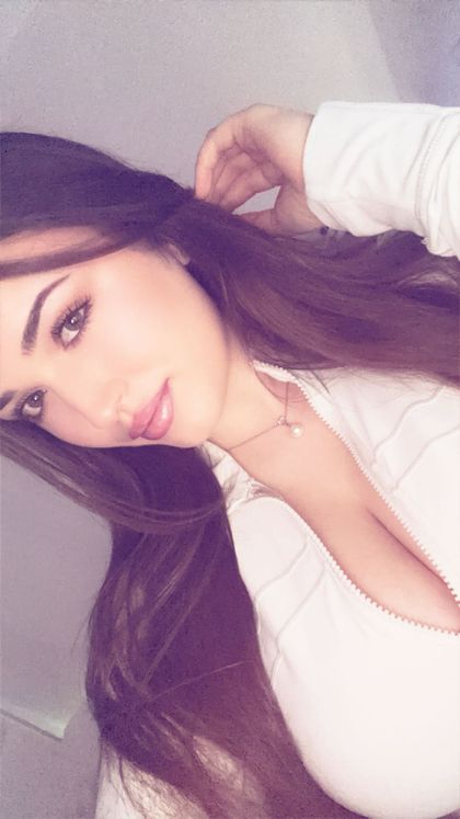 yasminzbari OnlyFans picture