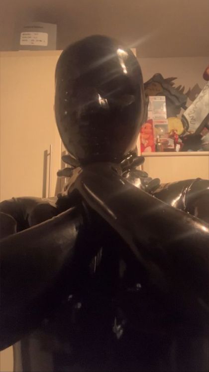 thornlatex OnlyFans picture