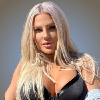 linnylix OnlyFans - Free Trial - Photos - Socials | FansMetrics.com