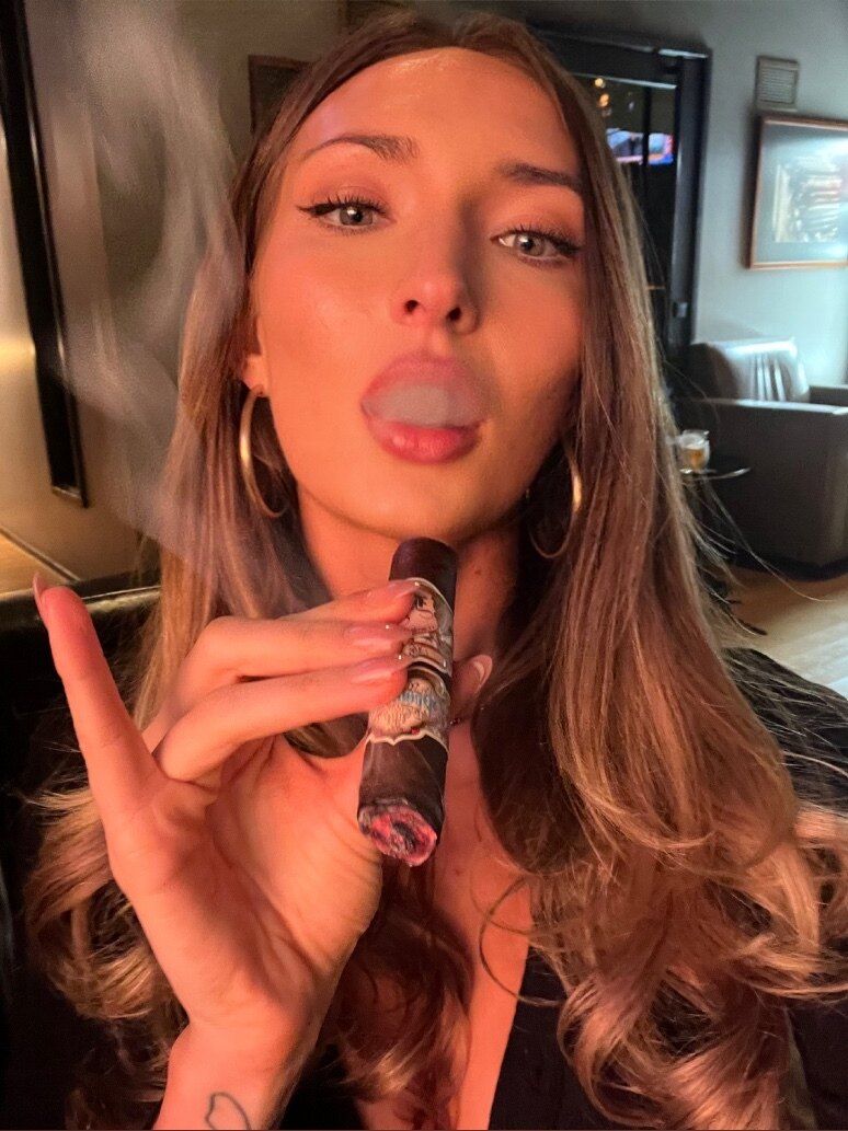 smokingjanexx OnlyFans profile picture