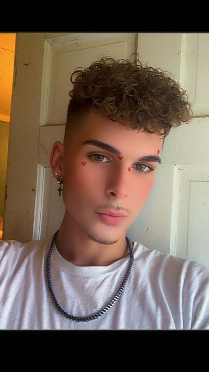 kinkyytwinke OnlyFans picture