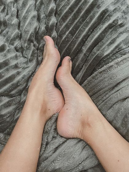 tinyfeetmuse OnlyFans picture