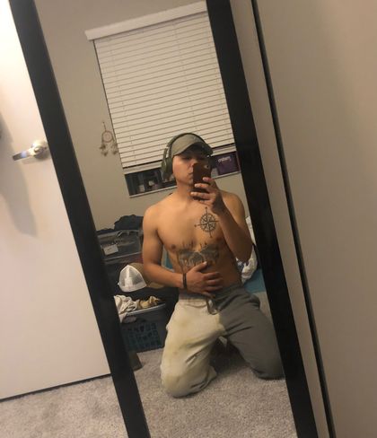 alejandroperez008 OnlyFans picture