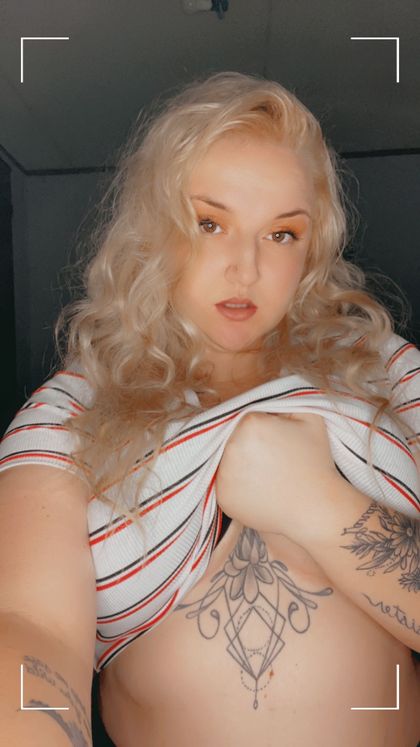 itskimm17 OnlyFans picture