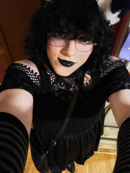 lovelyneighbor OnlyFans picture